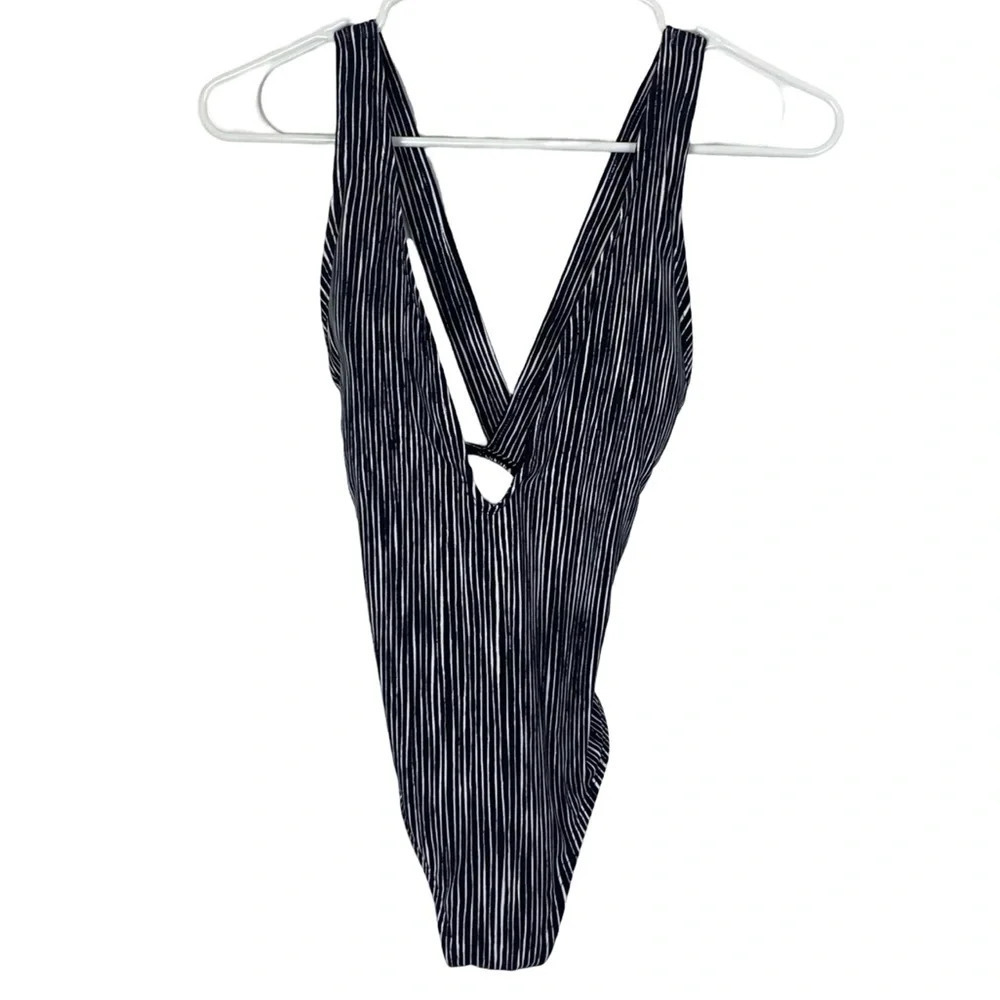 La Blanca Deep V Plunge One Piece Bathing Suit Womens XS Black White Swim Suit